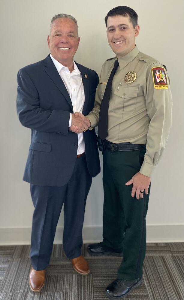 Sheriff and Dep Franklin.jpg